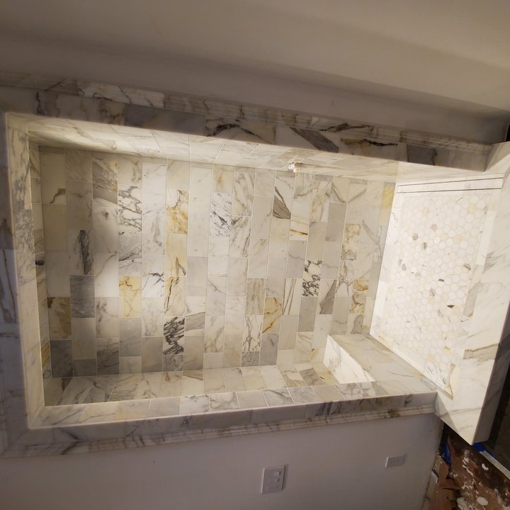 Veined Marble Bathroom